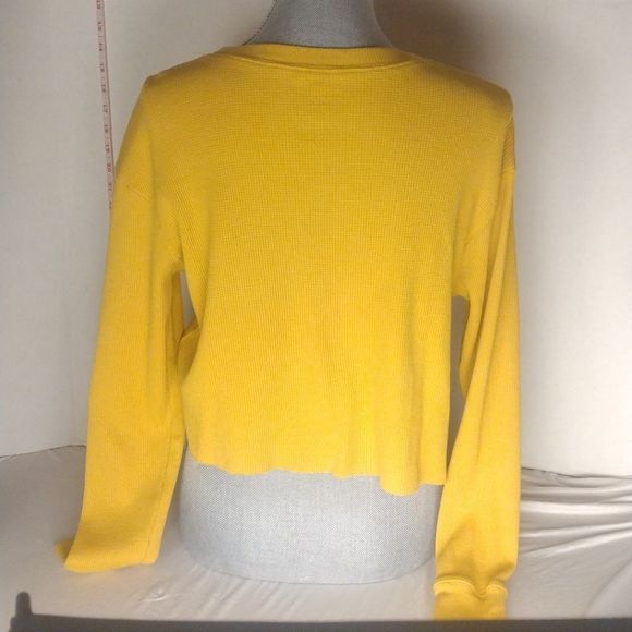 Looney Tunes Mustard Waffle Crop Top Shirt Size Large Like New Bugs Bunny Daffy, - Picture 4 of 5